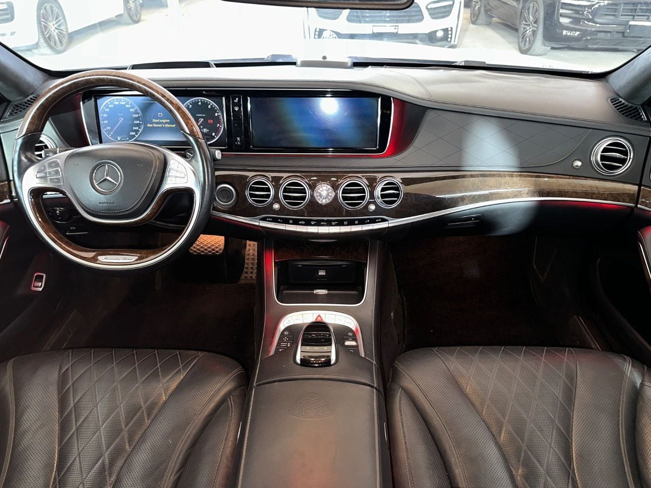 Mercedes Maybach S500 Maybach MERCEDES MAYBACH S-CLASS 2016 | 6 BUTTONS | REAR SEAT COMFORT PACKAGE | LOW MILEAGE!