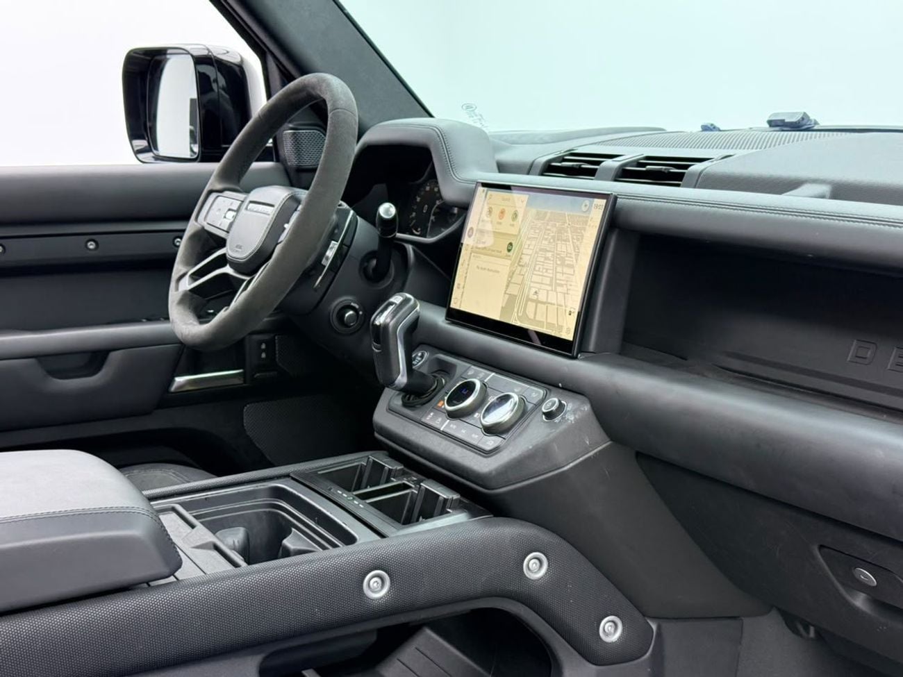 Land Rover Defender 110 CARPATHIAN EDITION P525