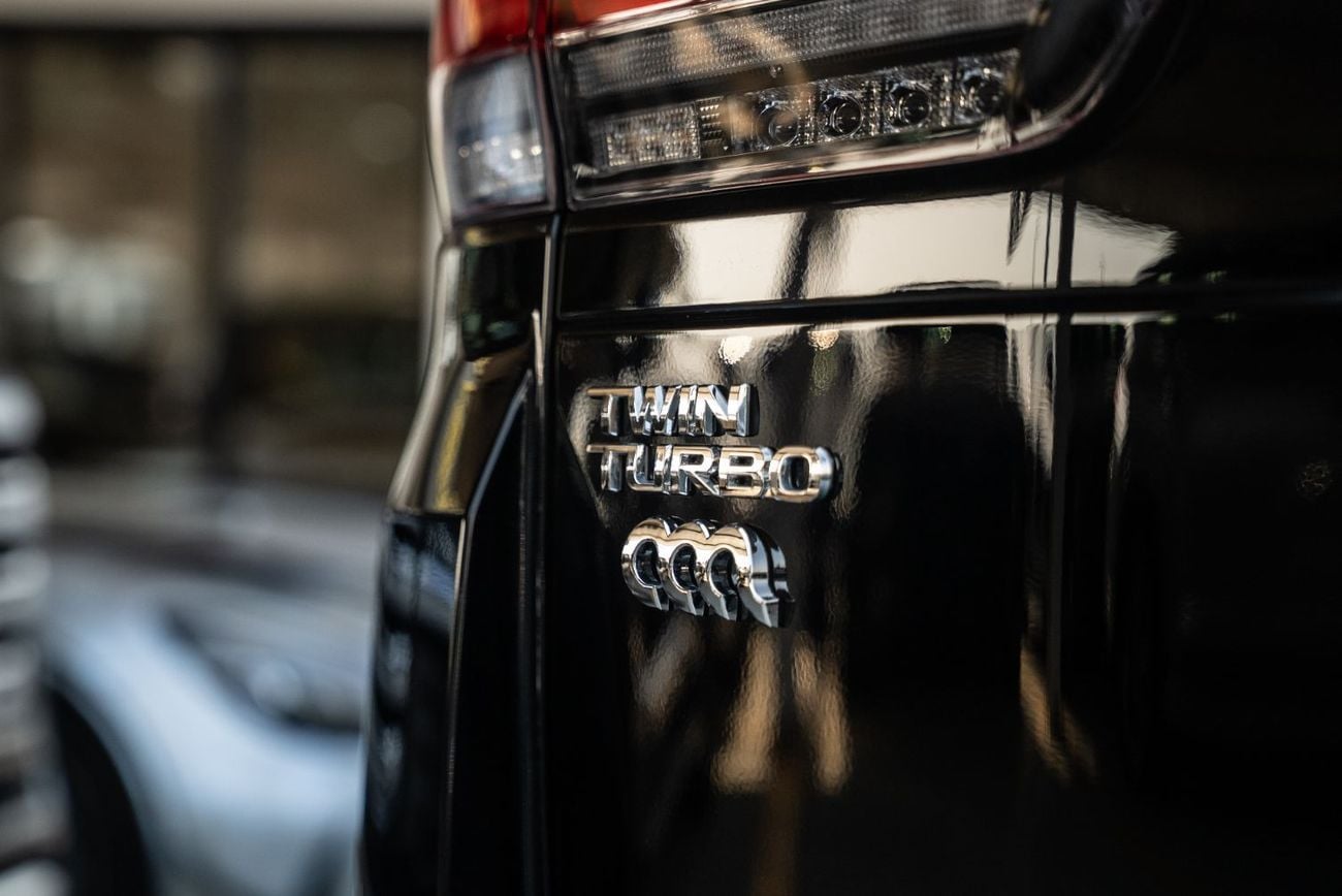 Toyota Land Cruiser VXR 3.5L Twin Turbo V6 GCC Brand New 2026