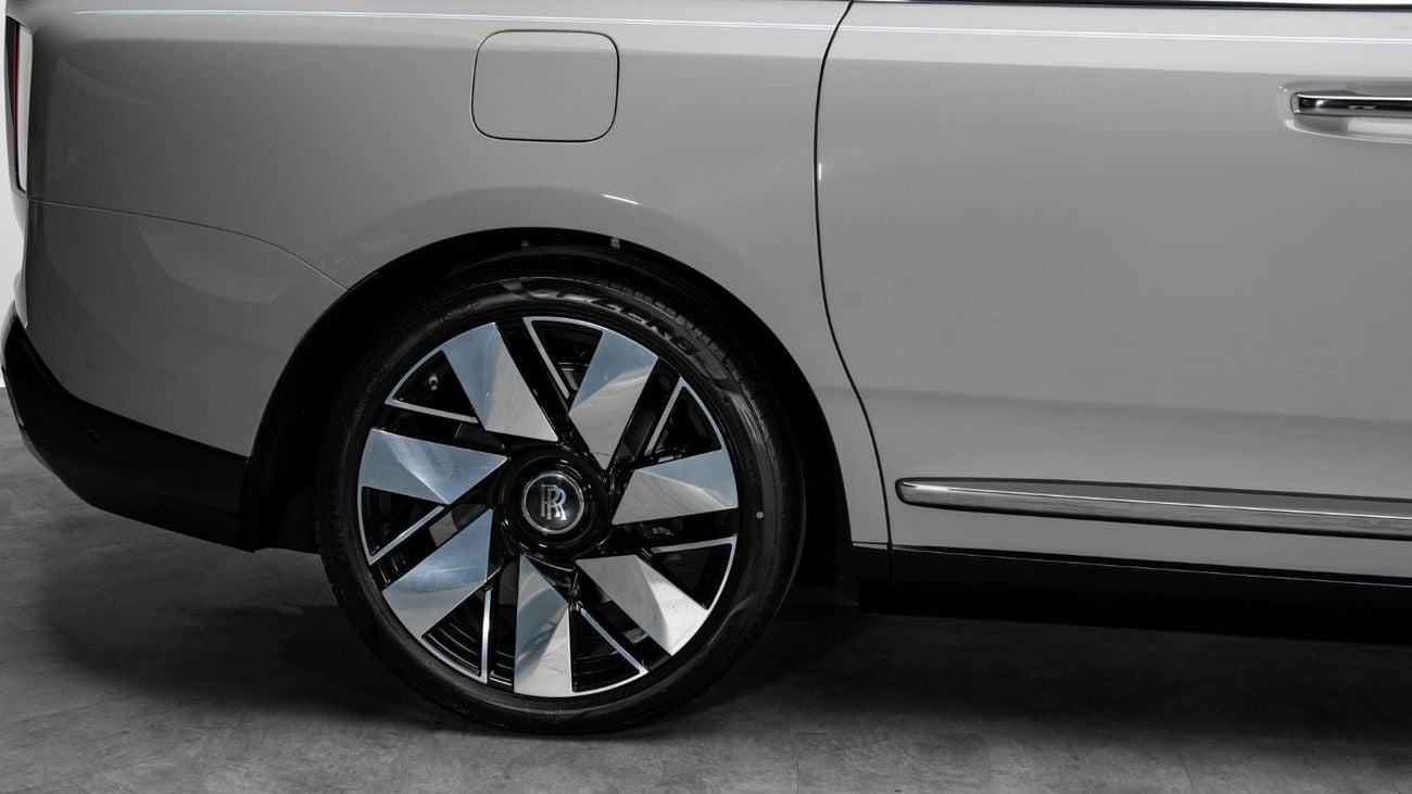 Rolls Royce Cullinan - 2027 - GCC - Under Warranty and Service Contract