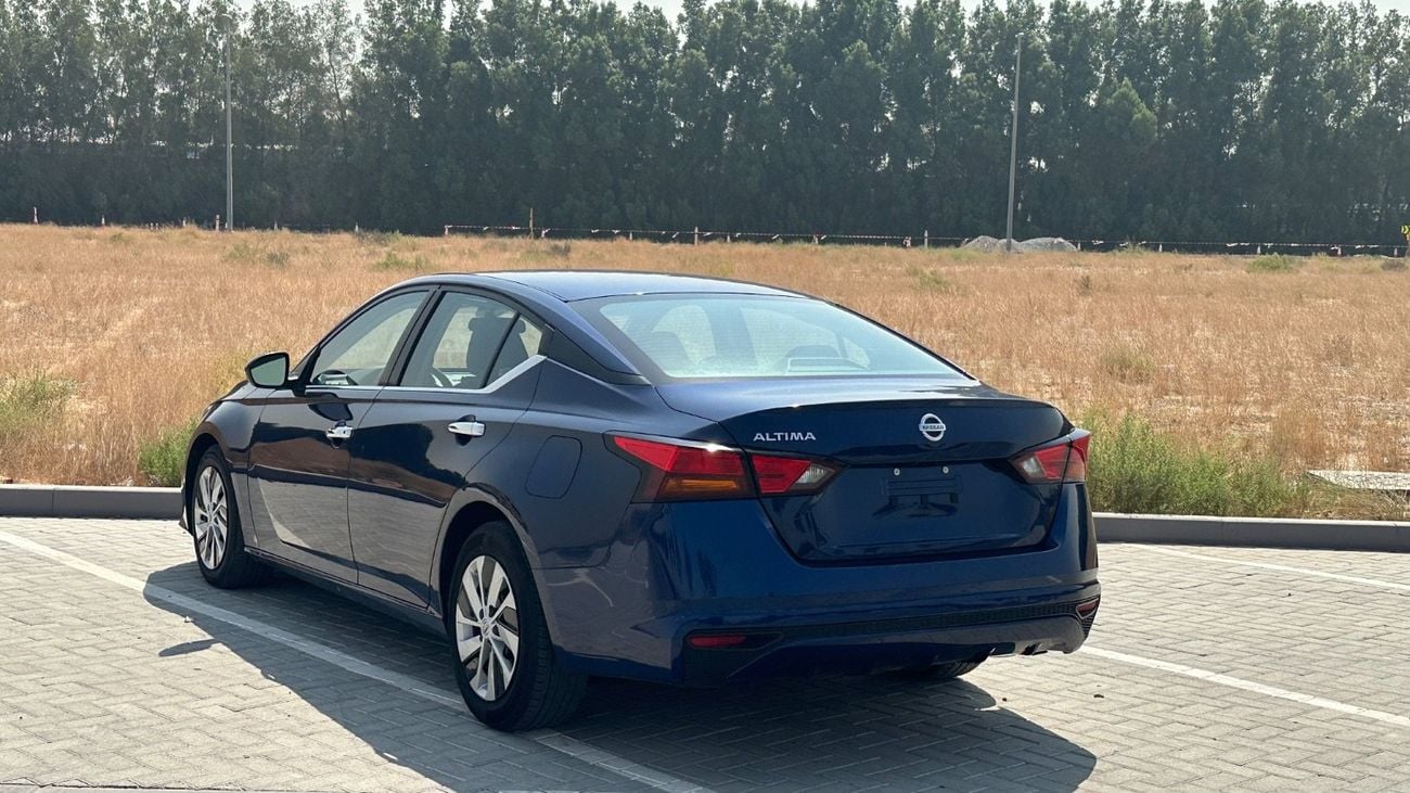 Nissan Altima S