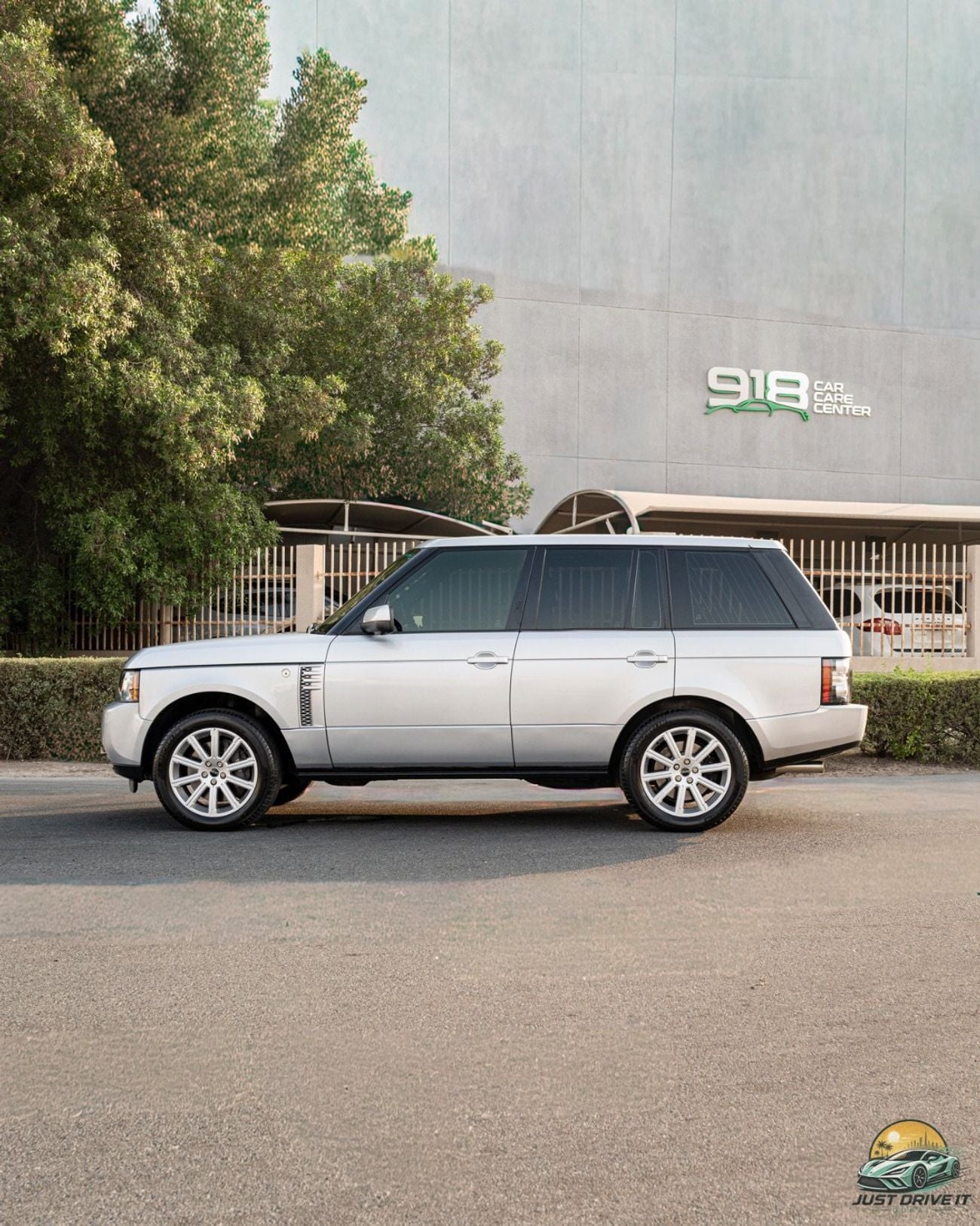 Land Rover Range Rover SUPERCHARGED VOGUE