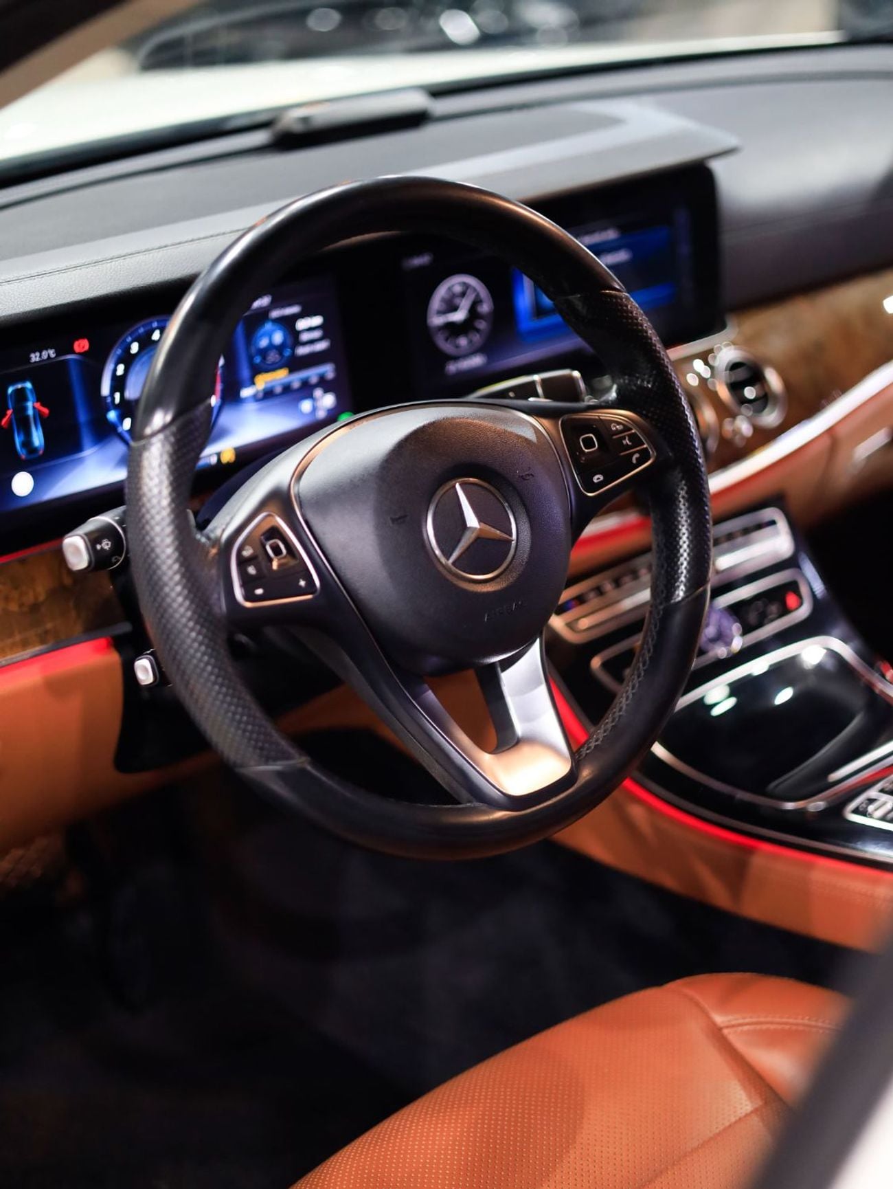 Mercedes Benz E400 STANDARD