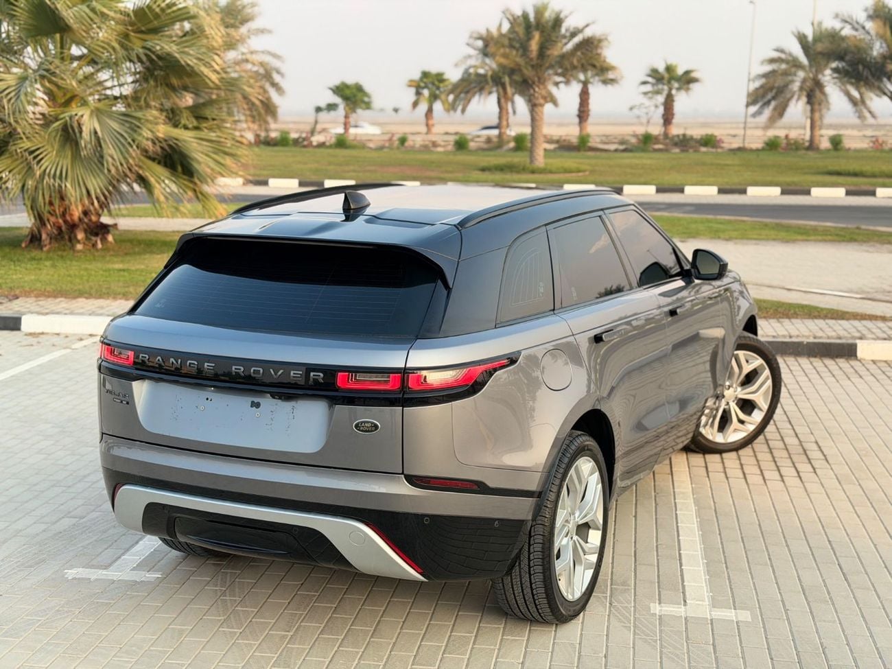 Land Rover Range Rover Velar P250