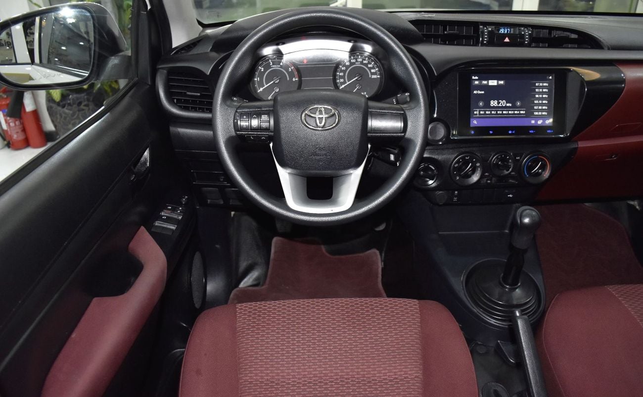 Toyota Hilux SGLX EXCELLENT DEAL for our Toyota Hilux 4WD ( 2025 Model ) in White Color GCC Specs
