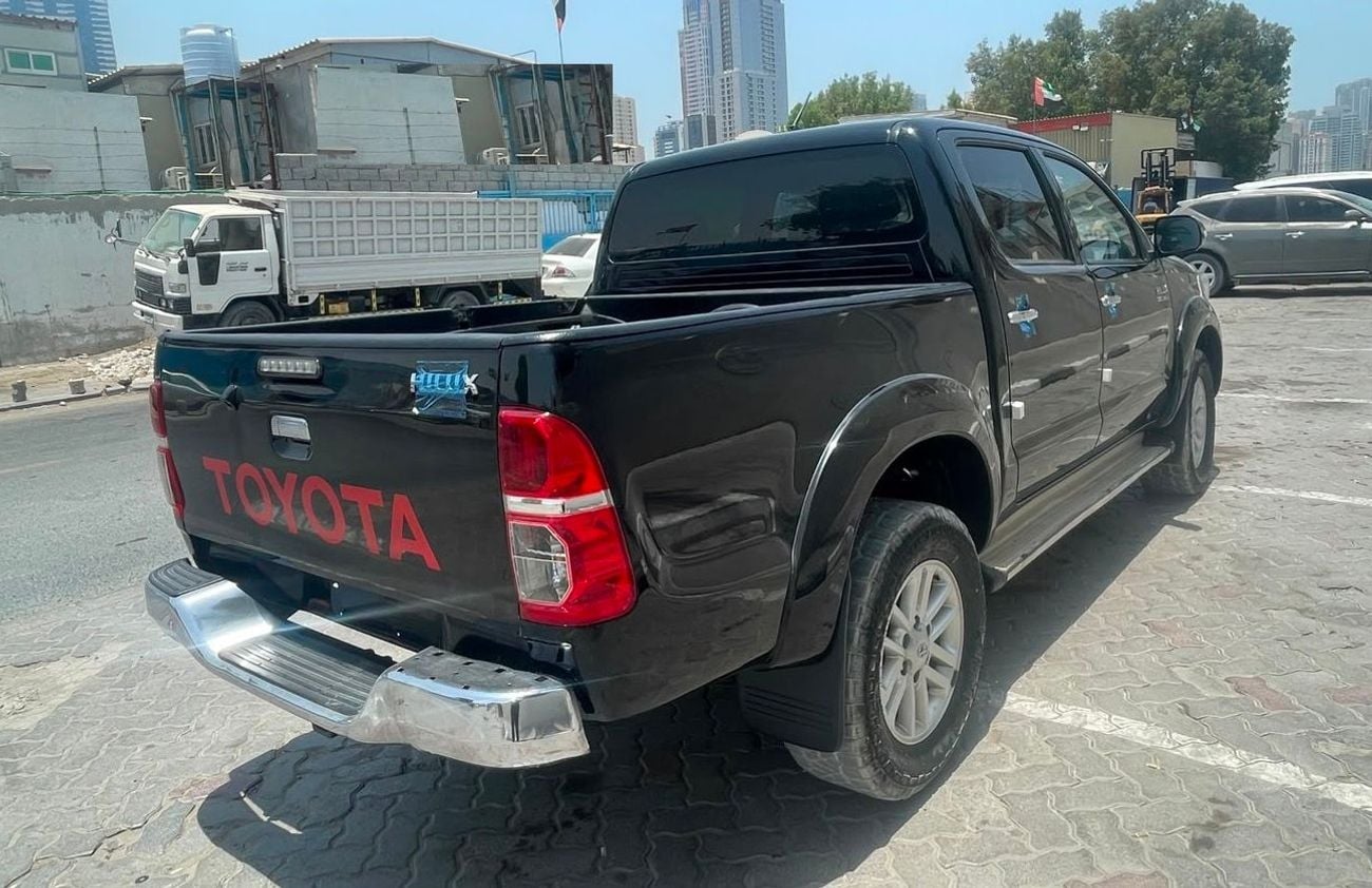 Toyota Hilux SR5