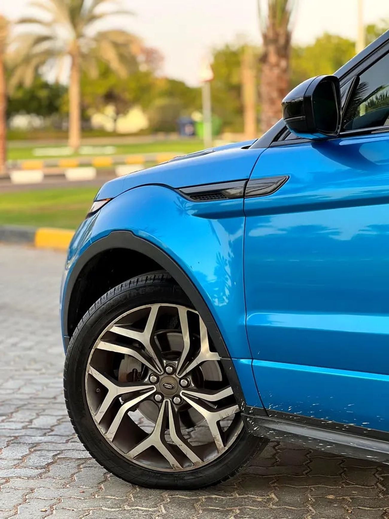 Land Rover Range Rover Evoque Dynamic SE - Canadian Specs