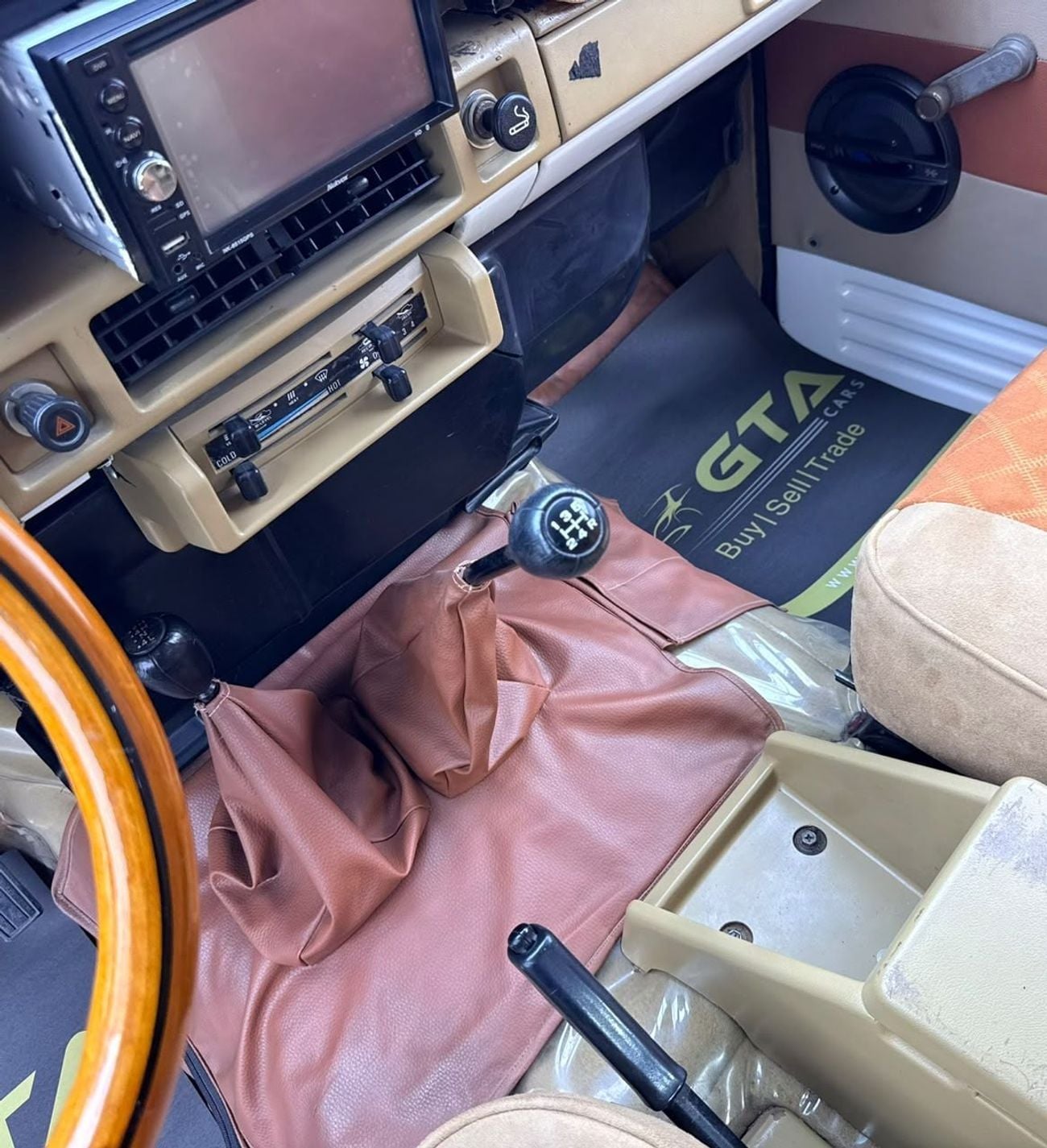 Nissan Patrol 1982 Nissan Patrol Safari, Classic 3-Door 4x4, GCC Specs.