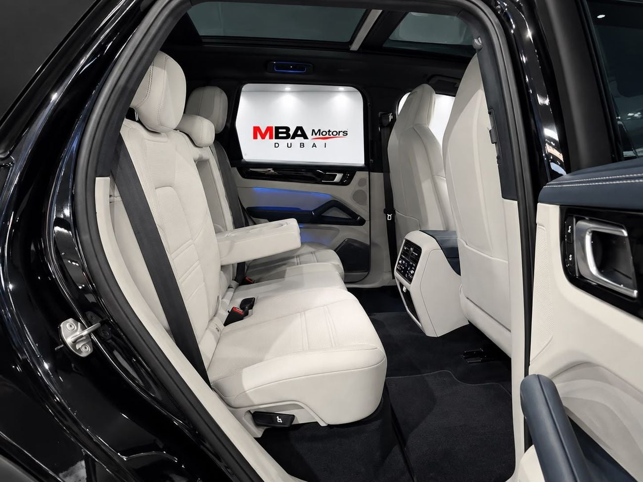 Porsche Cayenne STANDARD
