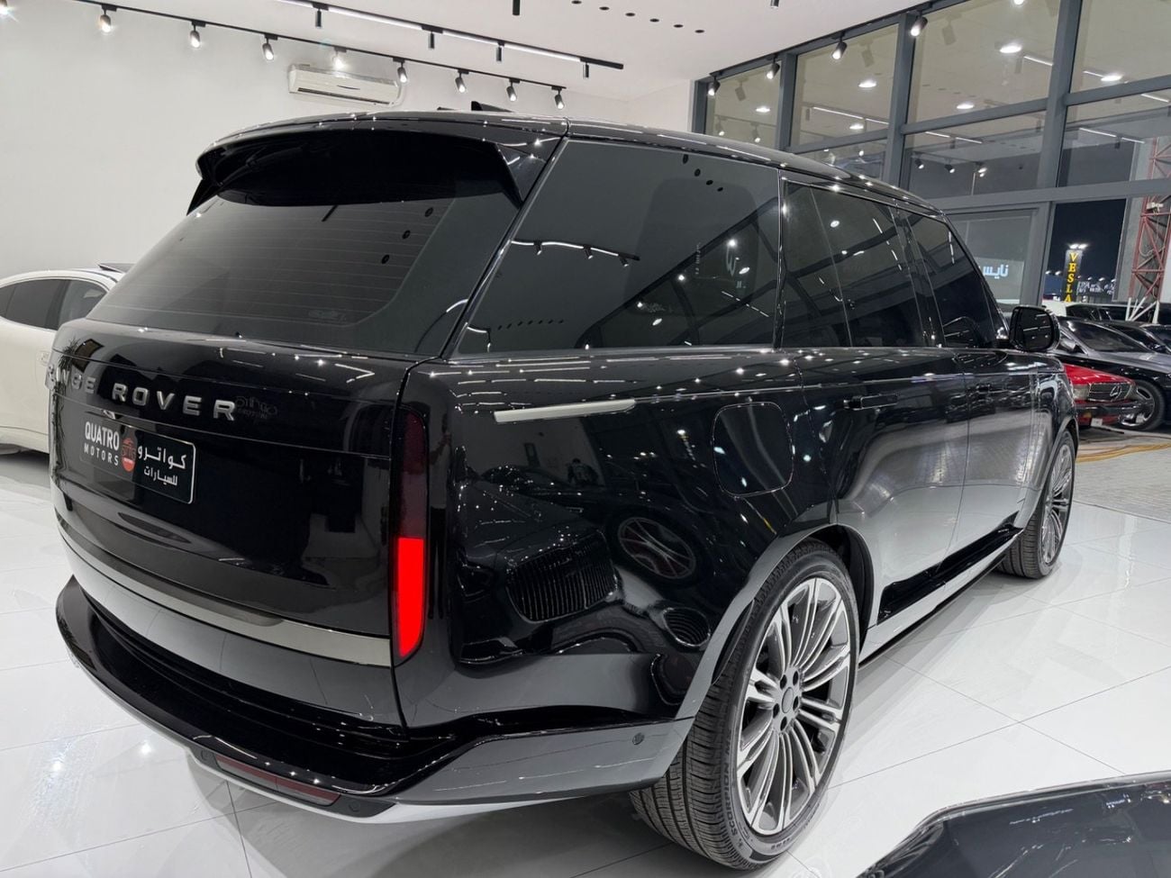 Land Rover Range Rover HSE P400