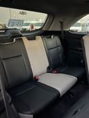 Toyota Highlander LE 2016 Toyota Highlander MidOption -3.5L - V6 - Rear Camera - AWD 4x4 - Leather Seat - 7 seater