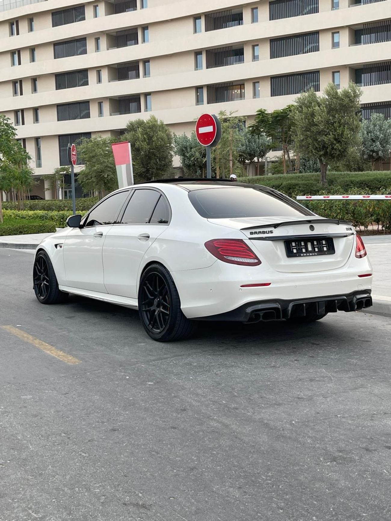 Mercedes Benz E63 AMG S