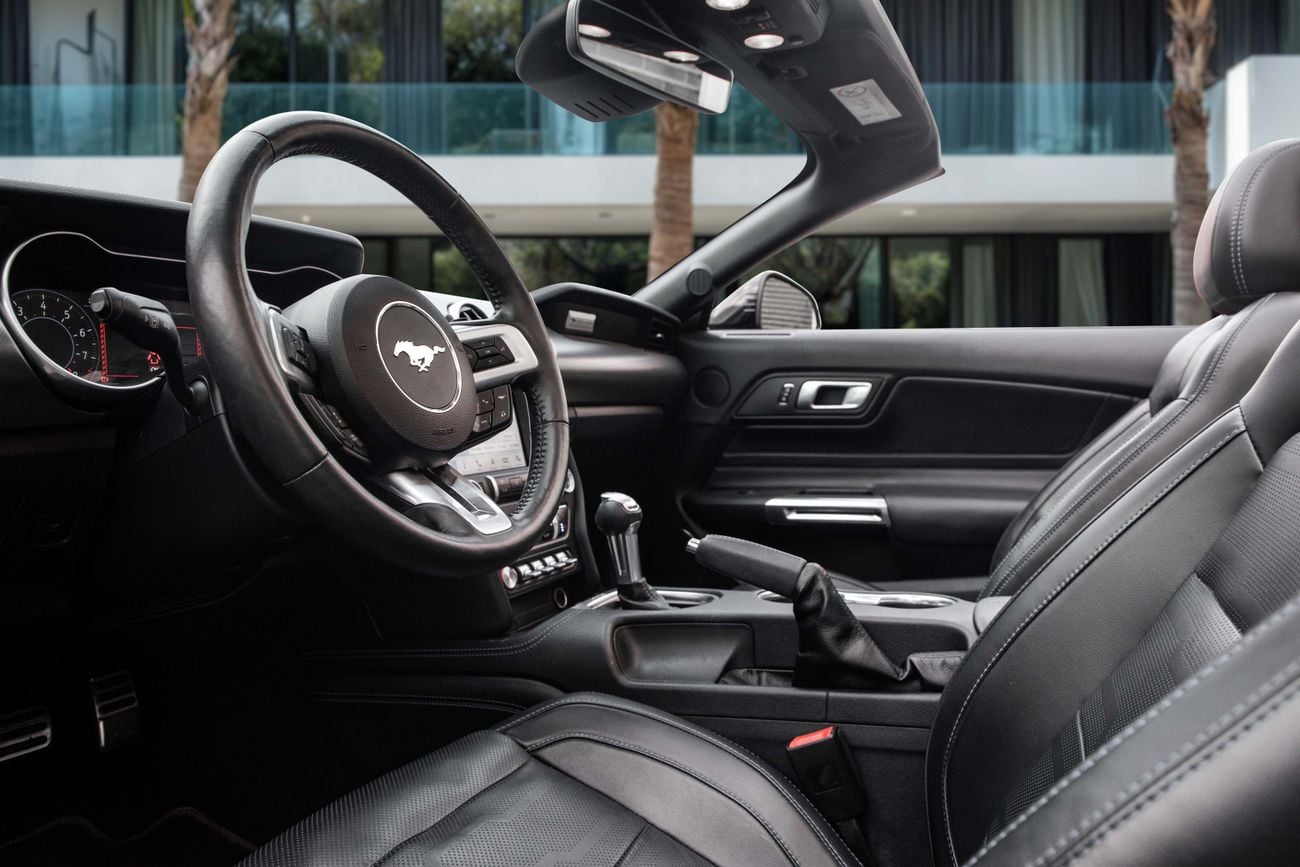 فورد موستانج Mustang GT V8 Convertible | 2,350 P.M | 0% Downpayment | Full Ford Service History (Al Tayer)