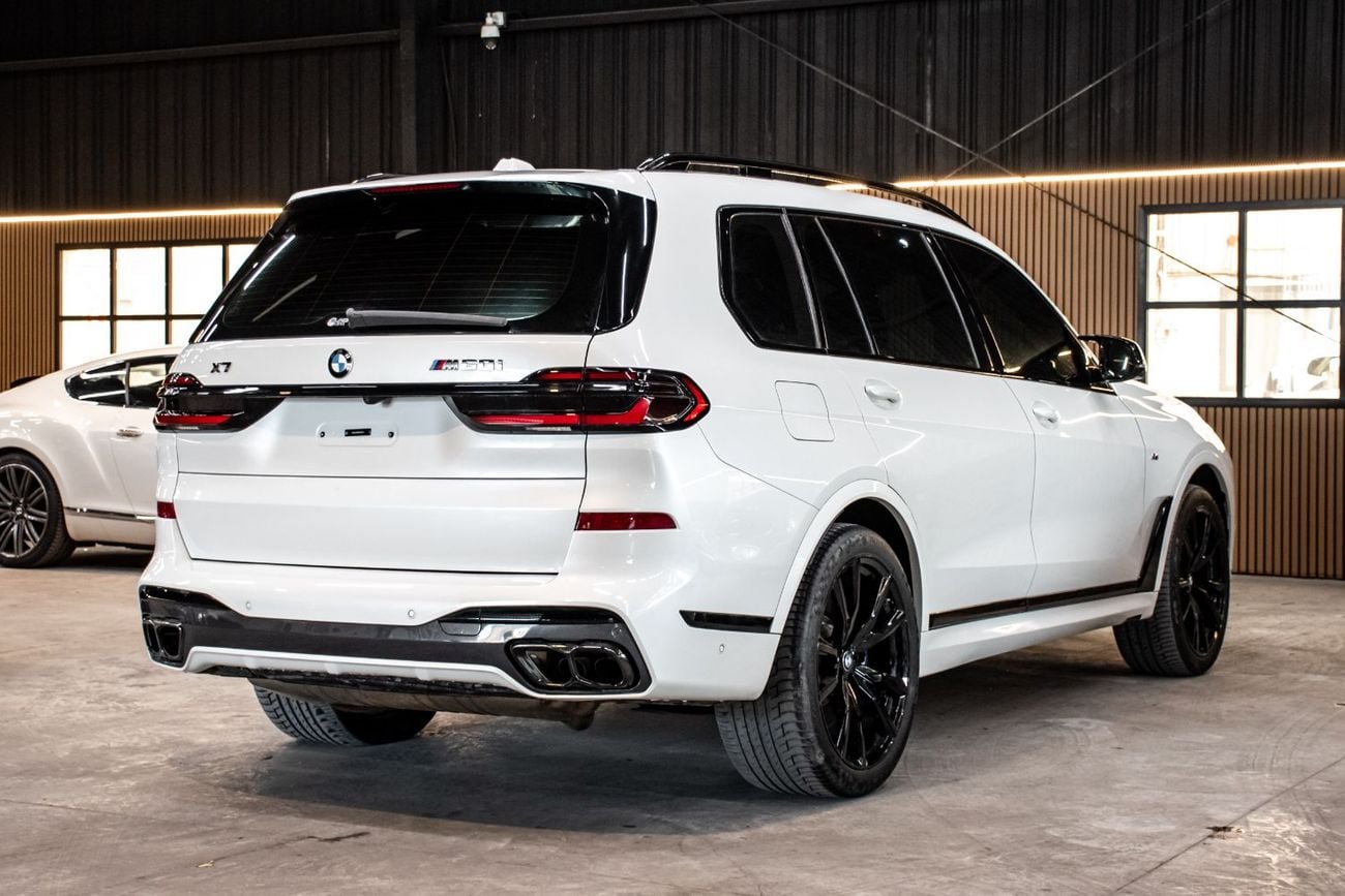 BMW X7 M60i XDRIVE