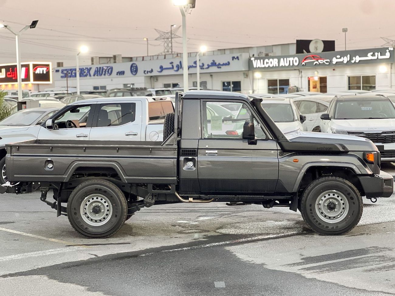 Toyota Land Cruiser Pick Up 4.0L V6 STD-E EXPORT ONLY - TOYOTA LC79 4.0L STD-E