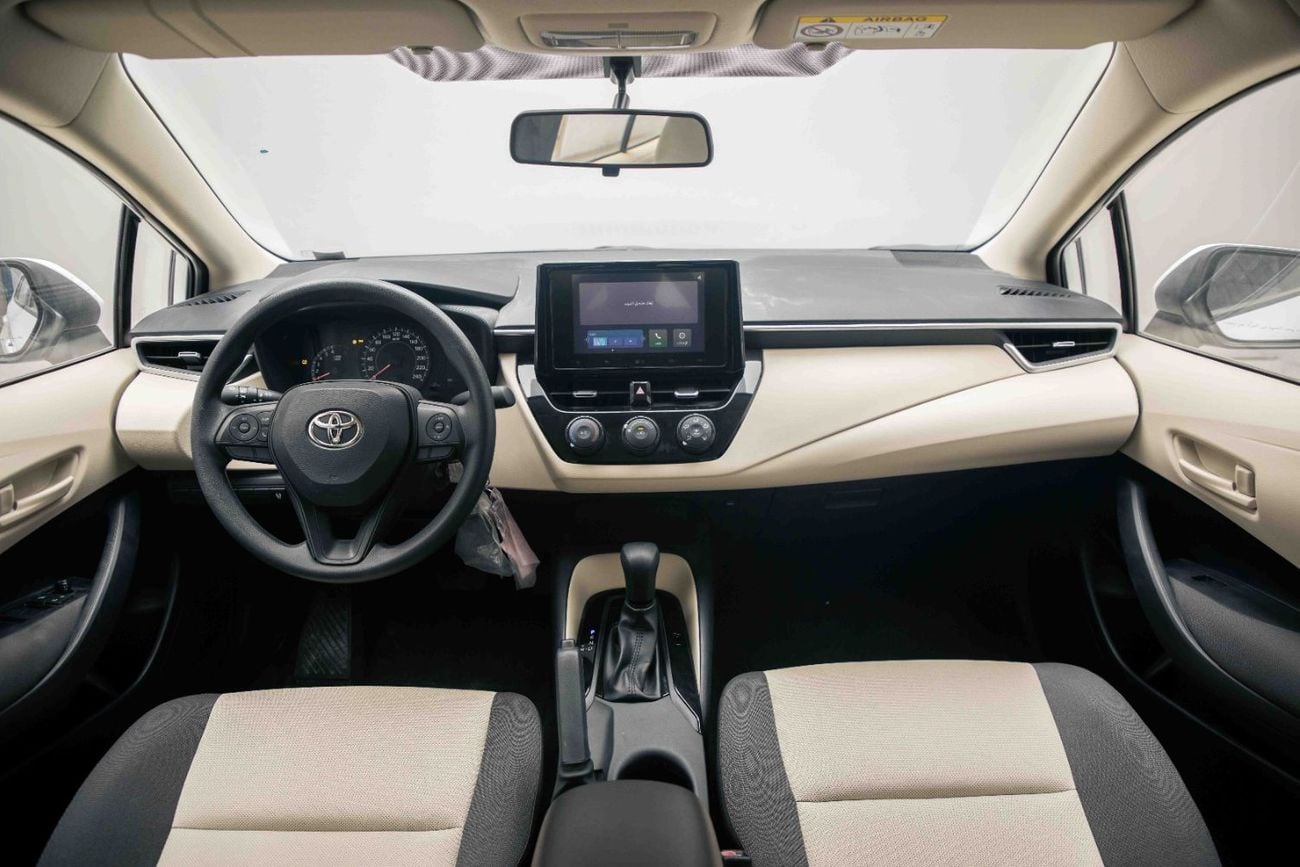 Toyota Corolla XLI E 1.6L - Super White Inside Formage | Export Only