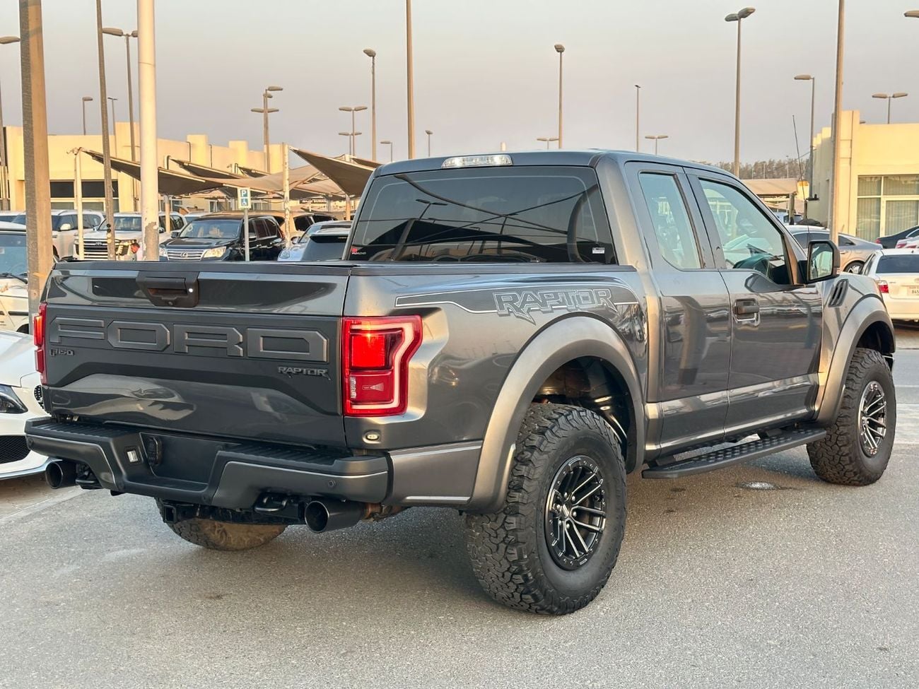 Ford F-150 RAPTOR SUPER CAB