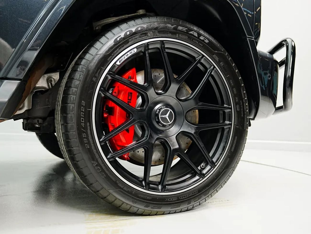 Mercedes Benz G63 AMG STANDARD WARRANTY | Double Night | Carbon Package | FULL OPTION G63 MAGNETIDE BLACK