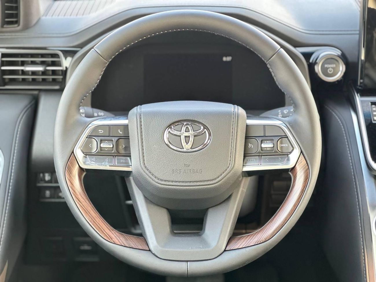 Toyota Land Cruiser GXR