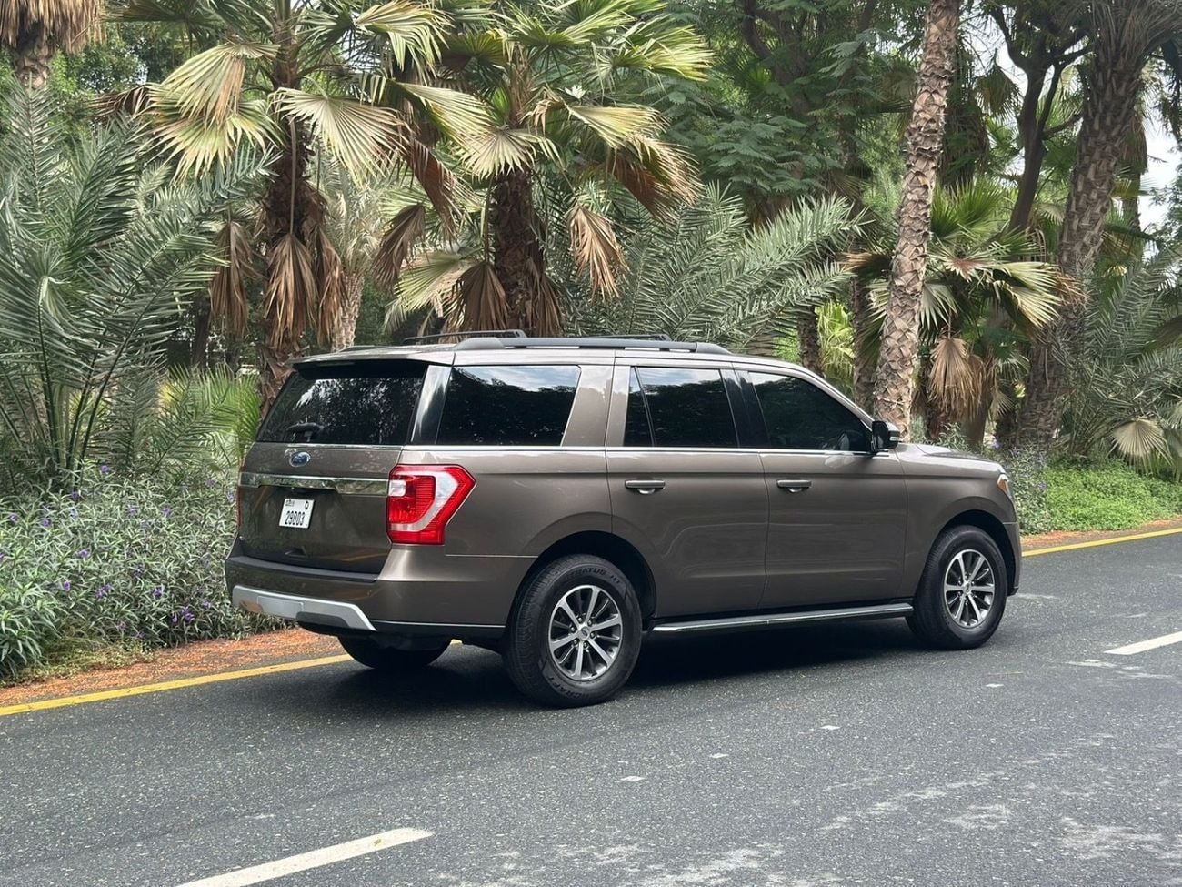 فورد إكسبيديشن XLT 3.5L (380 HP) FWD Ford Expedition | V6 | RWD | perfect condition