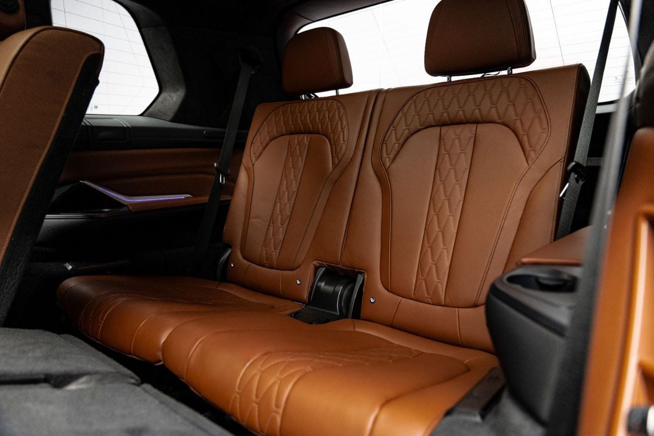 BMW X7 M50i BUY NOW, PAY 2027 | THE BLACKLINE STANDARD | 12 Months Warranty, GCC
