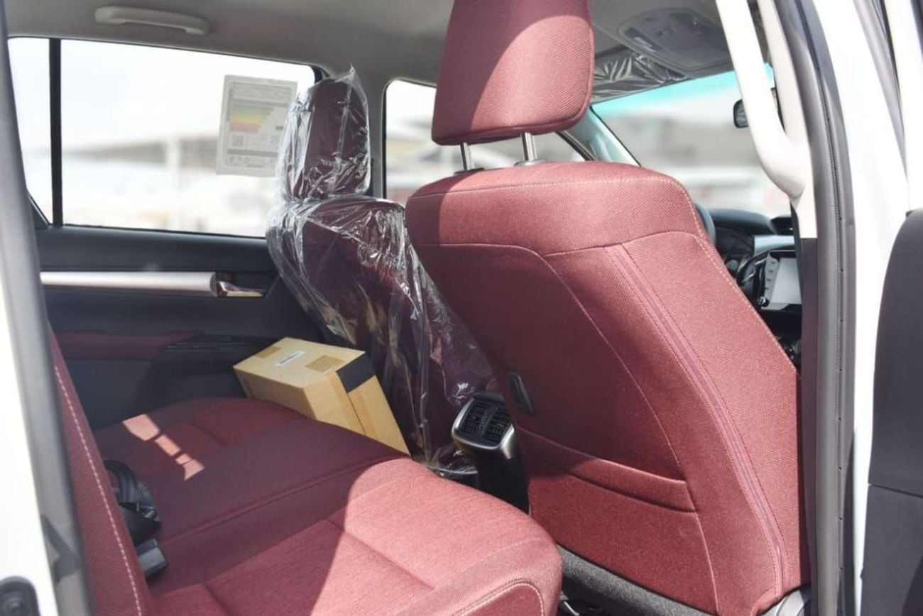 Toyota Hilux SGLX Toyota hilux 2.7L A/T petrol MY2025 for export only