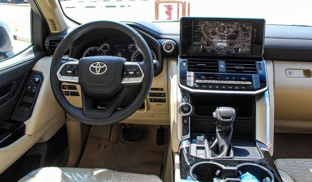 Toyota Land Cruiser GXR LAND CRUISER GXR 3.3L DIESEL 2024