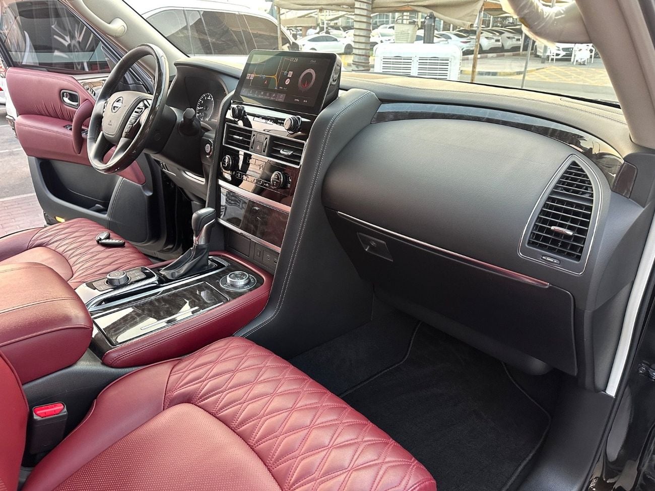 Nissan Patrol SE PLATINUM CITY