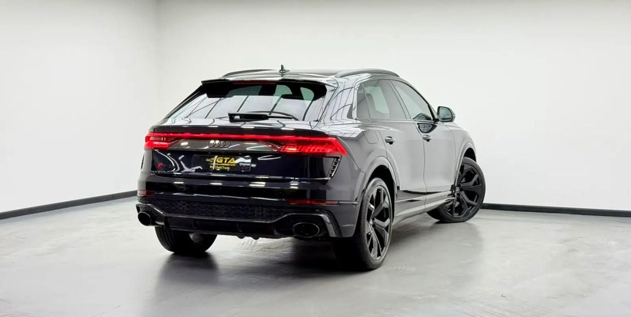 Audi RSQ8 RSQ8 4.0TFSI Quattro, Service Pack, Warranty, Full Service History, GCC