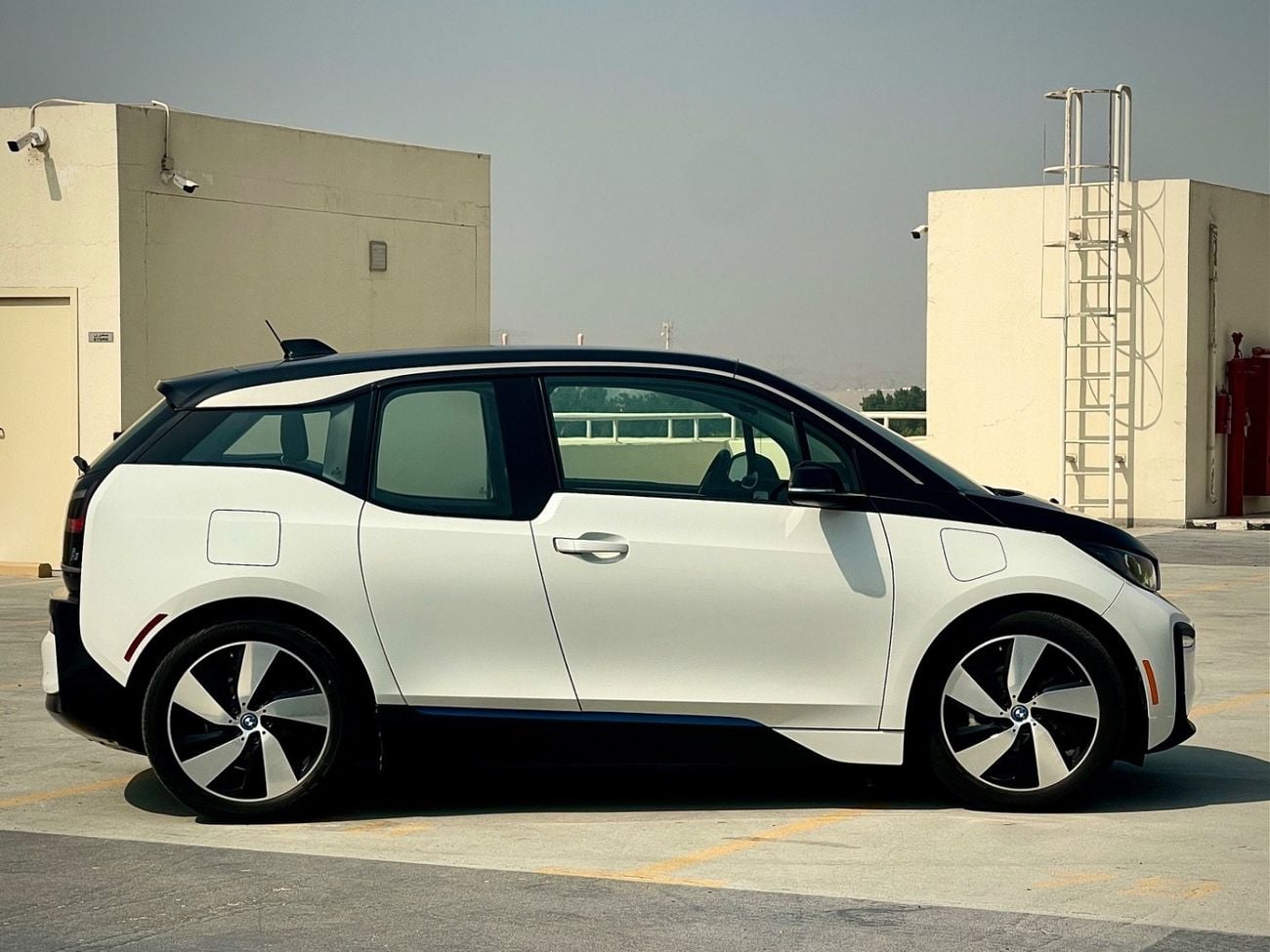 BMW i3 STANDARD | American Specification | Phev