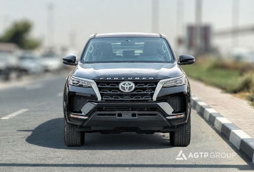Toyota Fortuner SR5 2.7L Petrol | 4x4 | Automatic | GCC Specs | 7-Seater | Full Option