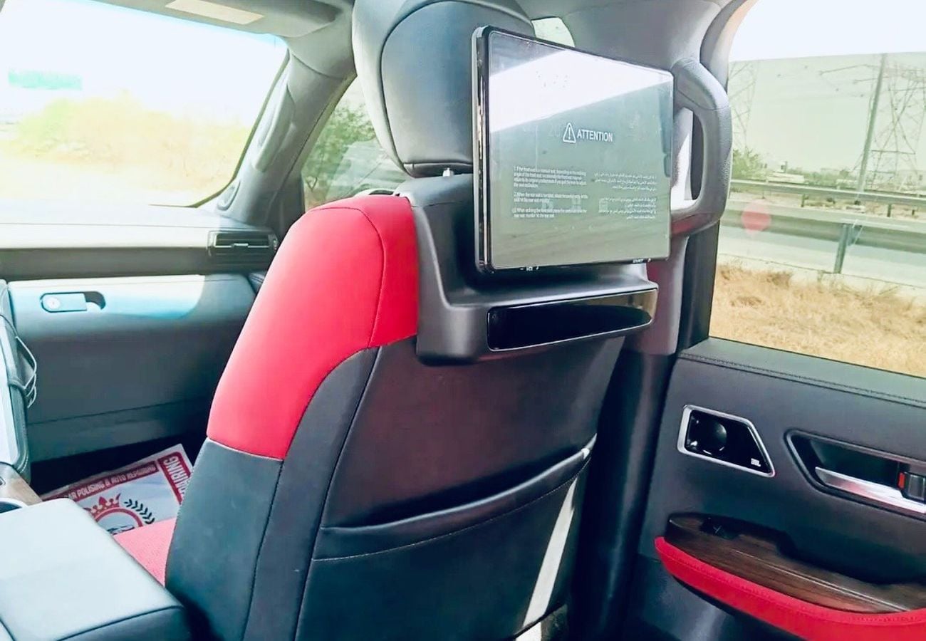 Toyota Land Cruiser VXR