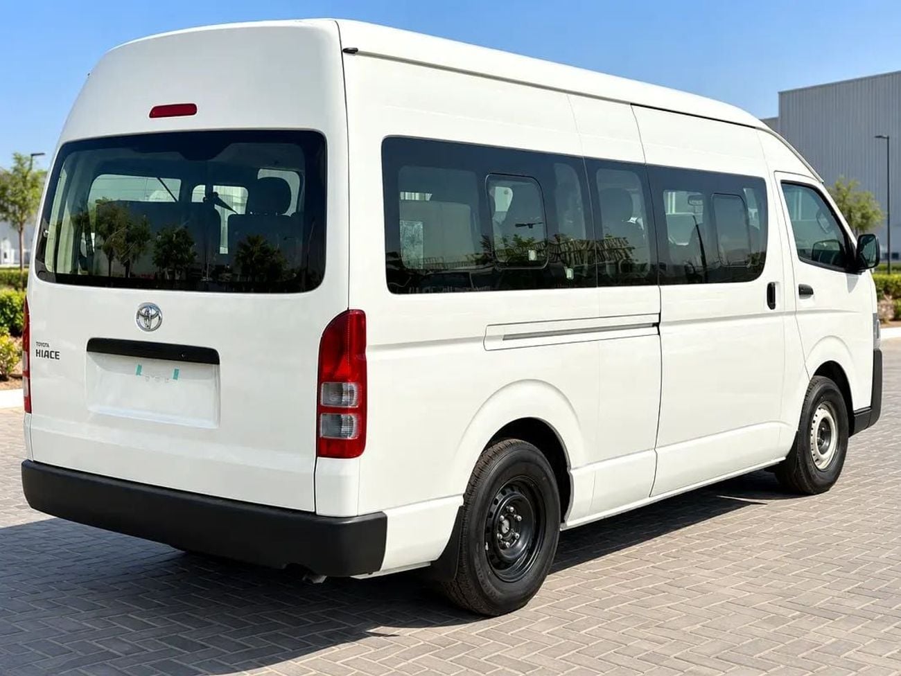 Toyota Hiace GL 2026 Toyota Hiace 16-Seater High-Roof Mid-Option 2.5L 4-Cyl Diesel M/T RWD Only For Africa