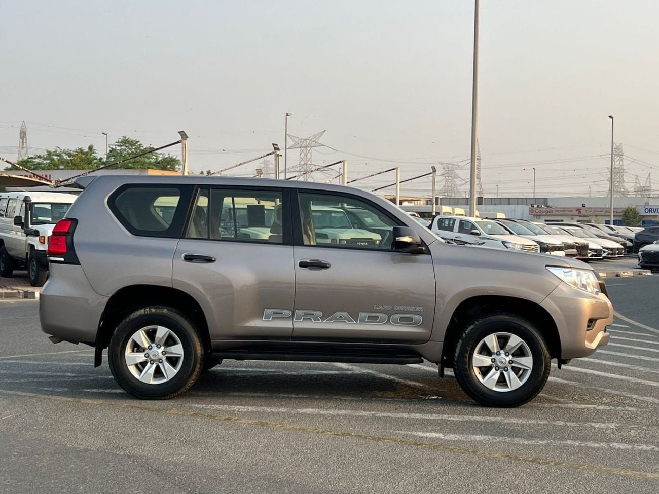 Toyota Prado TX-L 2022 Toyota Prado TX 2.7L V4- AWD 4x4 - No accident - 2 key Rear Sensor -