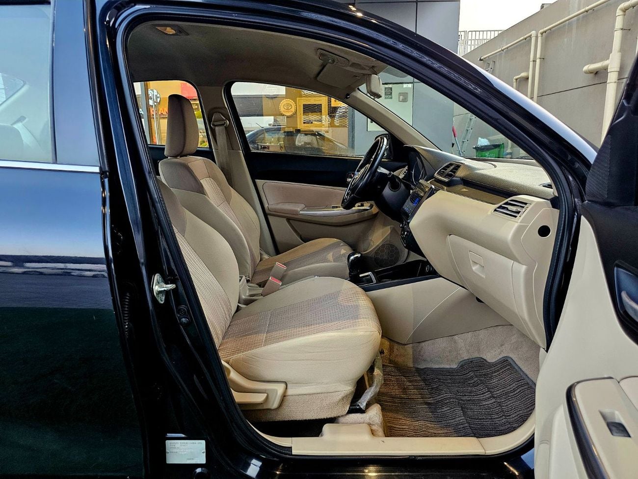 Suzuki Dzire DZIRE GLX / GCC / 1.2L / 2 KEYS / ACCIDENT FREE