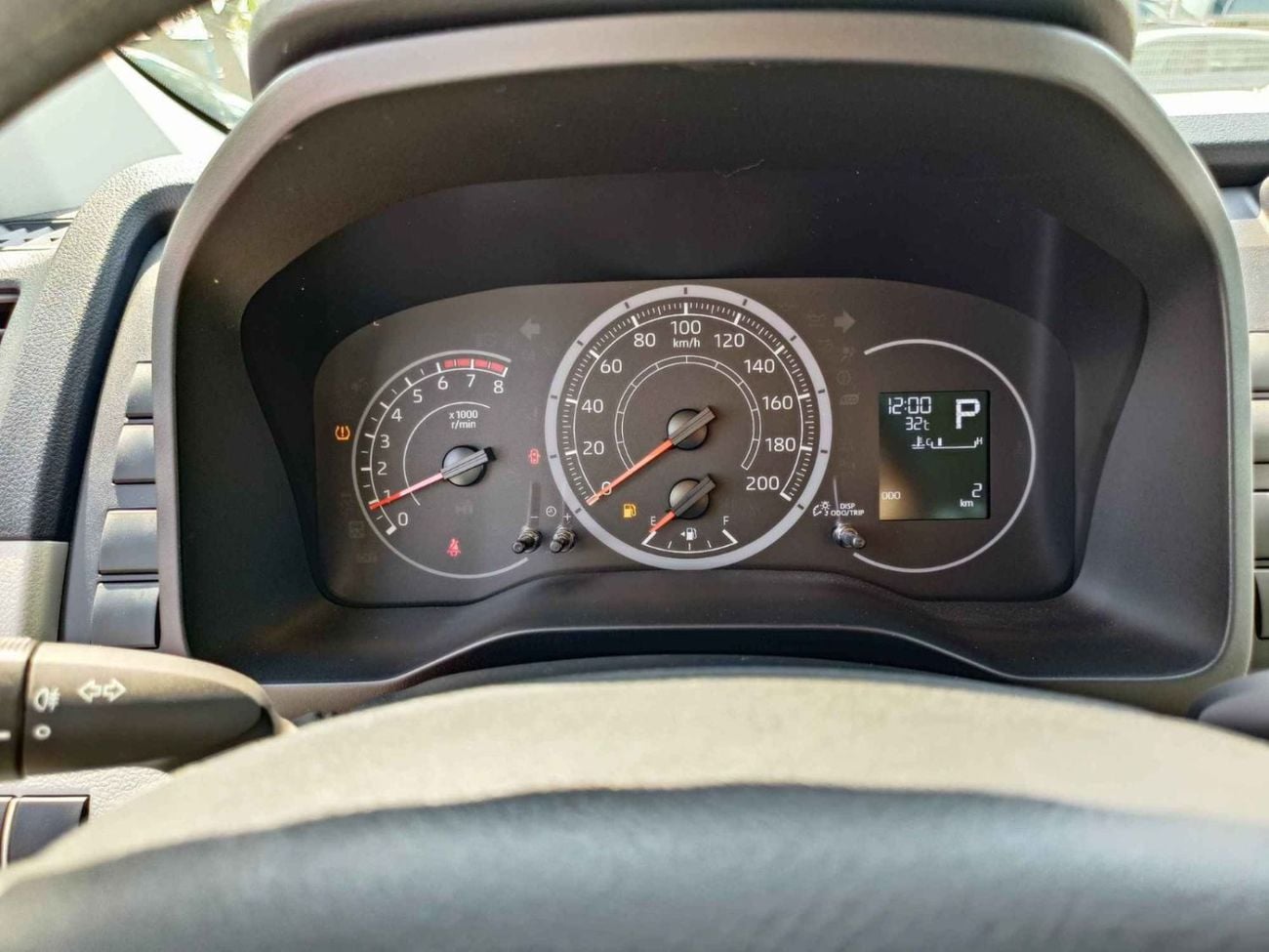 Toyota Hiace TOYOTA HIACE CARGO LOW ROOF || 3.5L PETROL A/T V6 (CODE # HCLRAE)