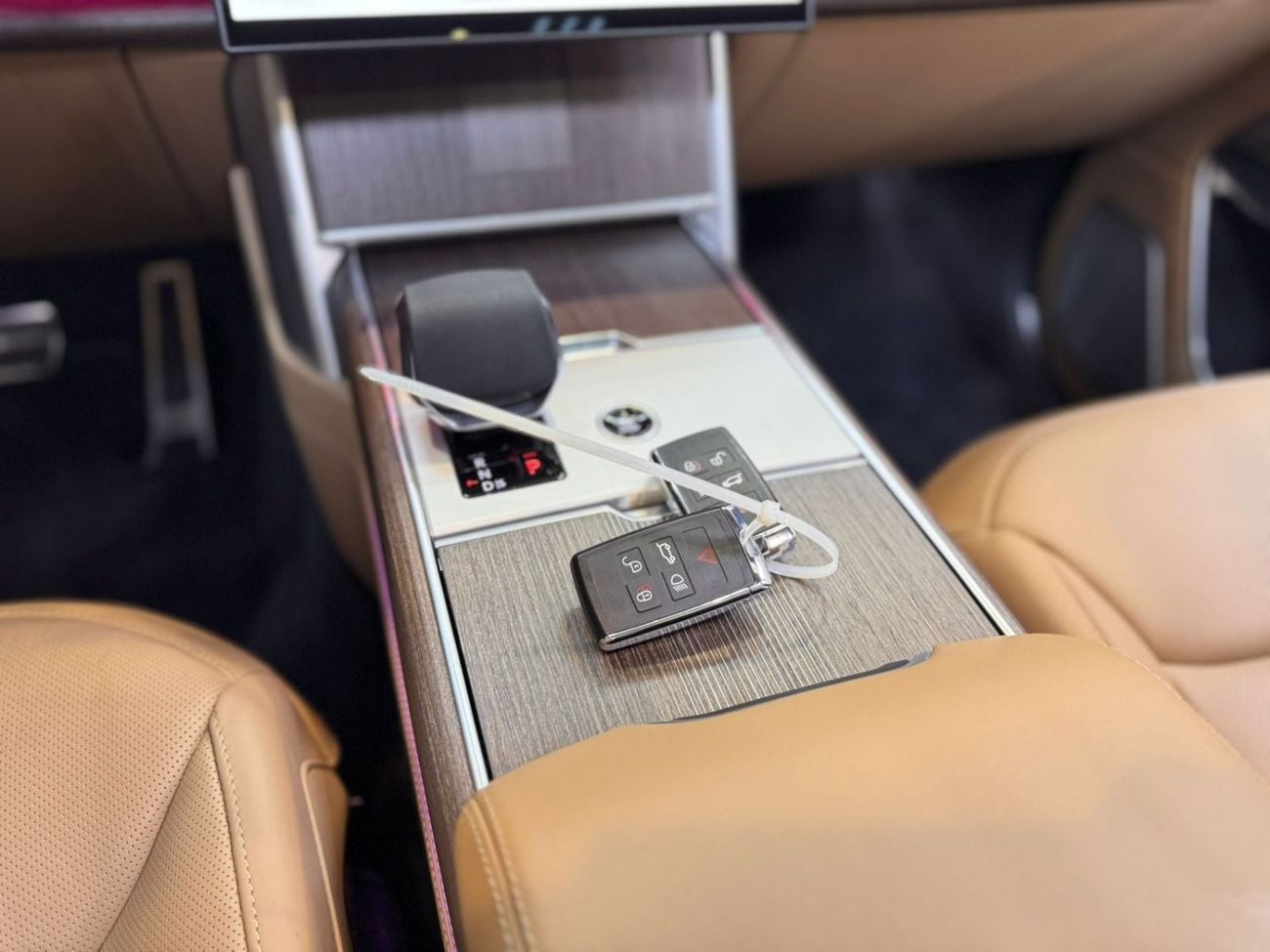 لاند روفر رينج روفر AUTOBIOGRAPHY P530 LAND ROVER RANGE ROVER