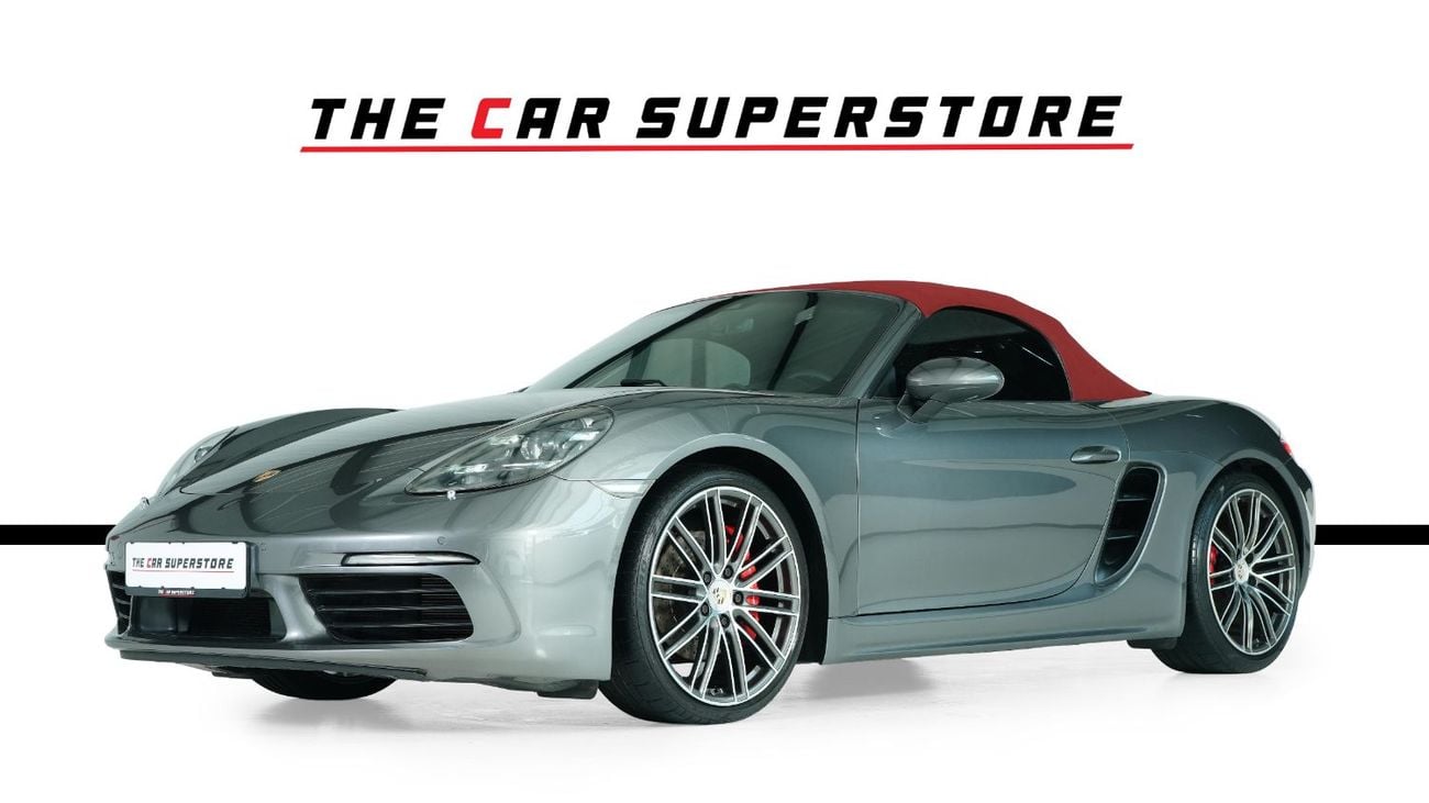 Porsche 718 Boxster S GCC-Low Mileage-Excellent Condition-High Specification Edition