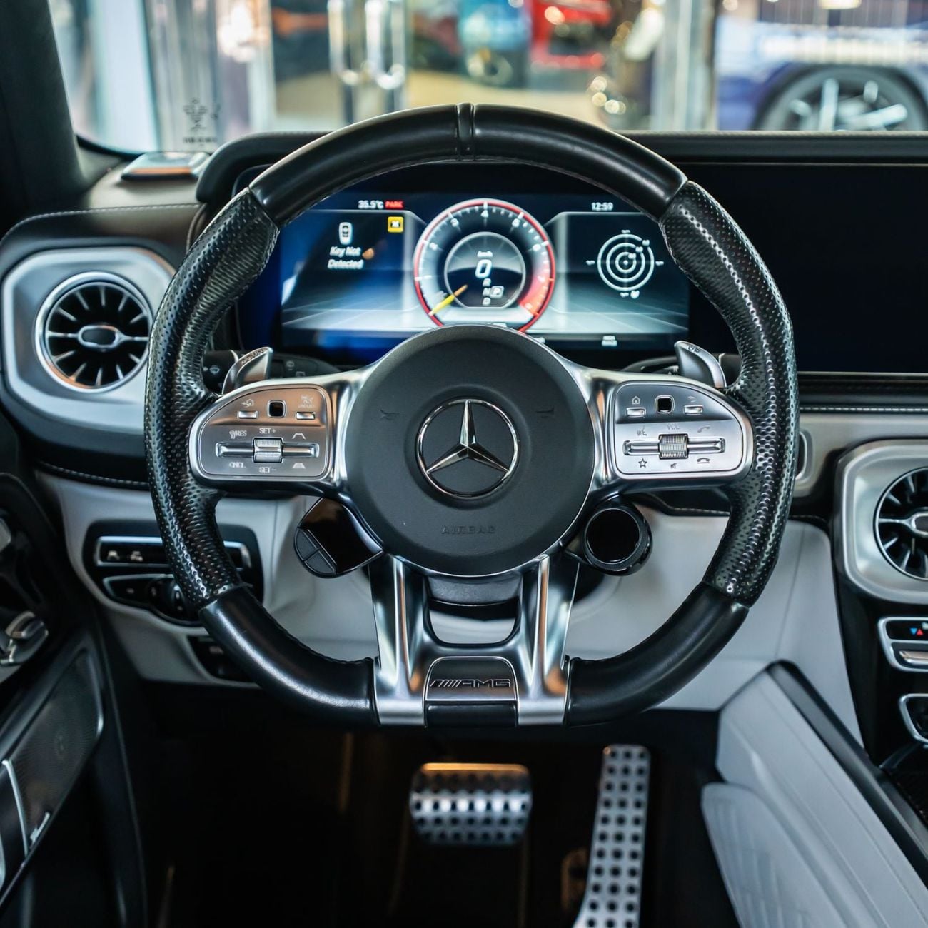 Mercedes Benz G63 AMG STANDARD