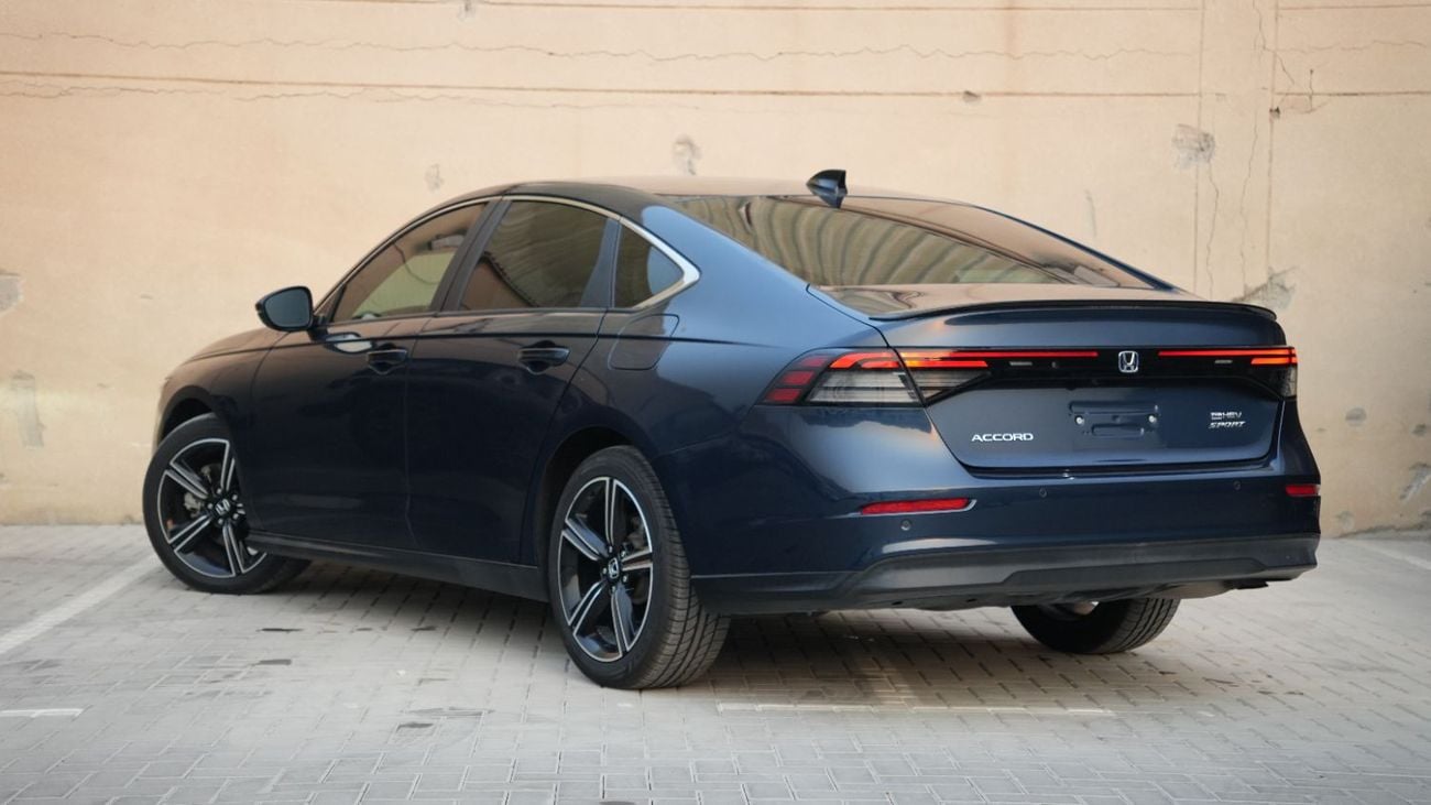 Honda Accord HEV SPORT 2.0L | Agency warranty | Full Service History | GCC | Zero DP Support