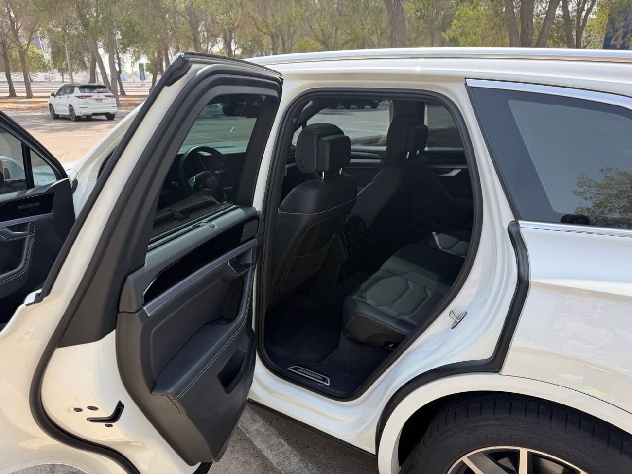 Volkswagen Touareg R-LINE