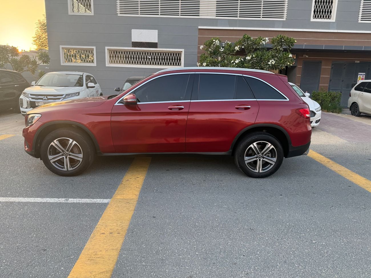 Mercedes Benz GLC 300 2.0L Turbo RWD