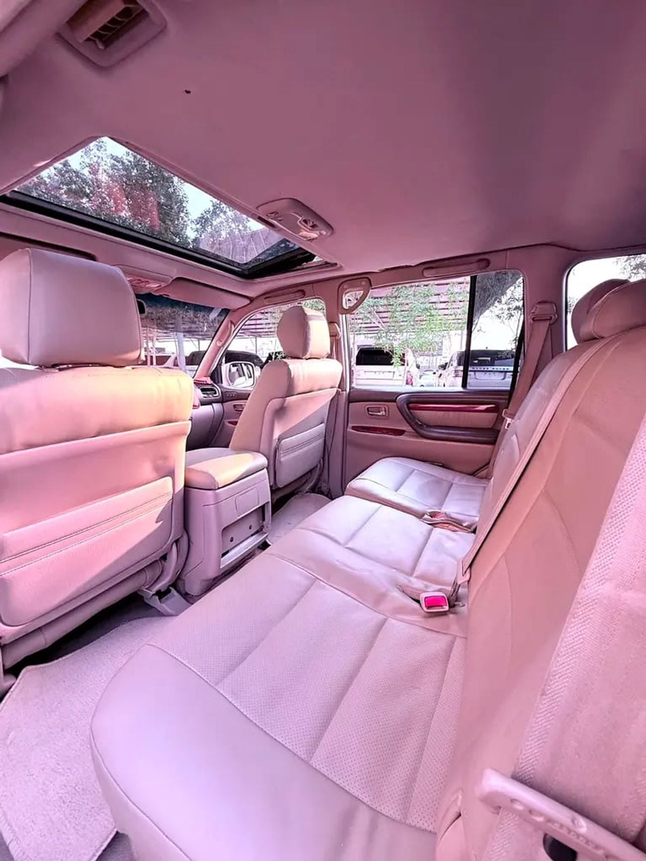 Lexus LX470 لكزس LX470 خليجي LX 470 GCC Specs - Reliable Luxury SUV