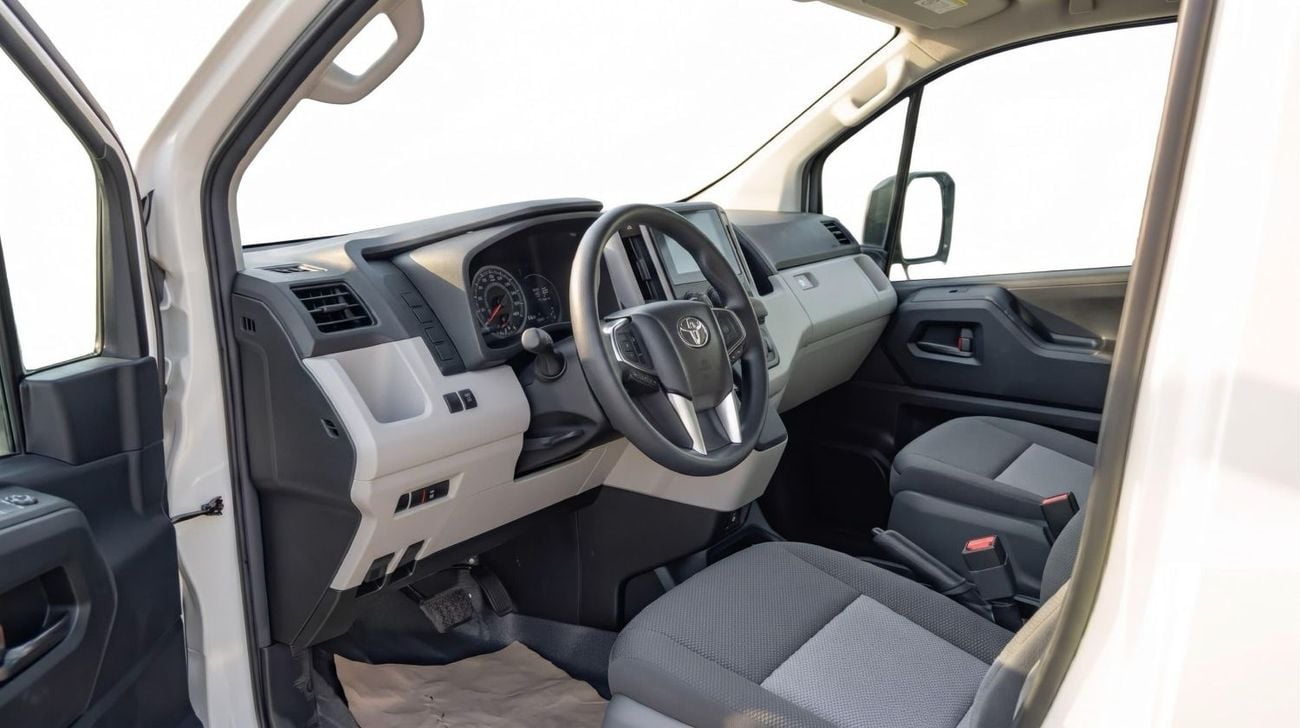 Toyota Hiace GL Toyota Hiace DX High Roof | 3.5L | Automatic Transmission | 13 Seater