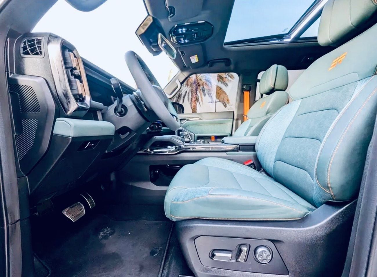 Jetour T2 LUX