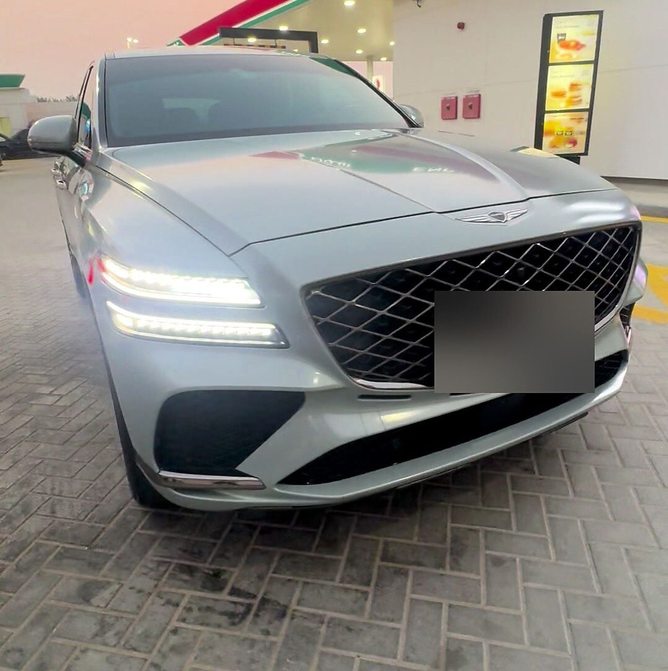 جينيسس GV80 كوبيه ROYAL