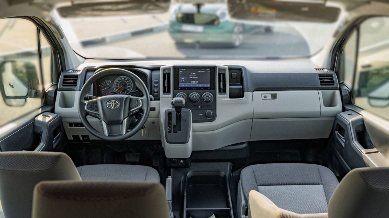 تويوتا هاياس DX Toyota Hiace High Roof Black Bump 3.5l A/T White color 2026 Model