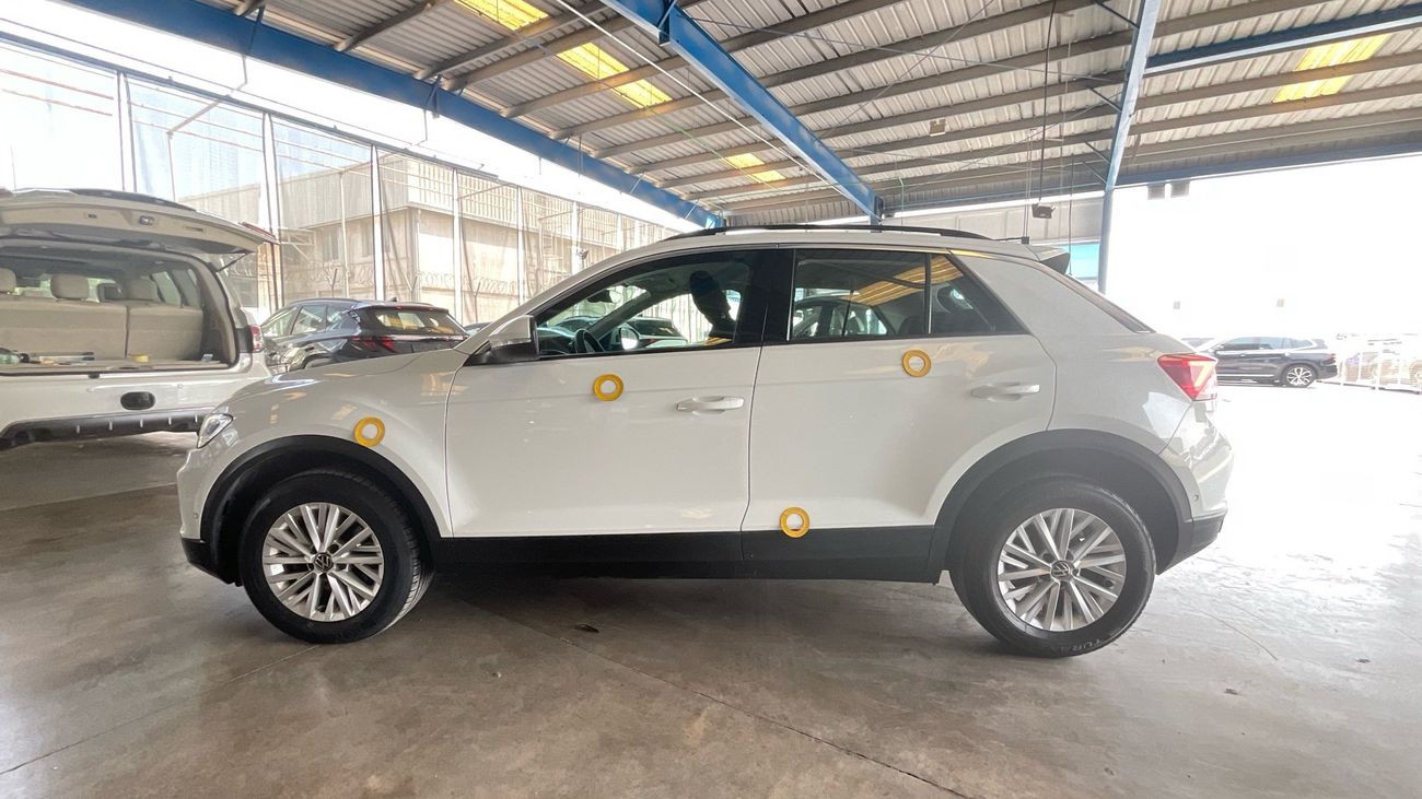 Volkswagen T-ROC LIFE | Guaranteed Warranty | 0 Down Payment