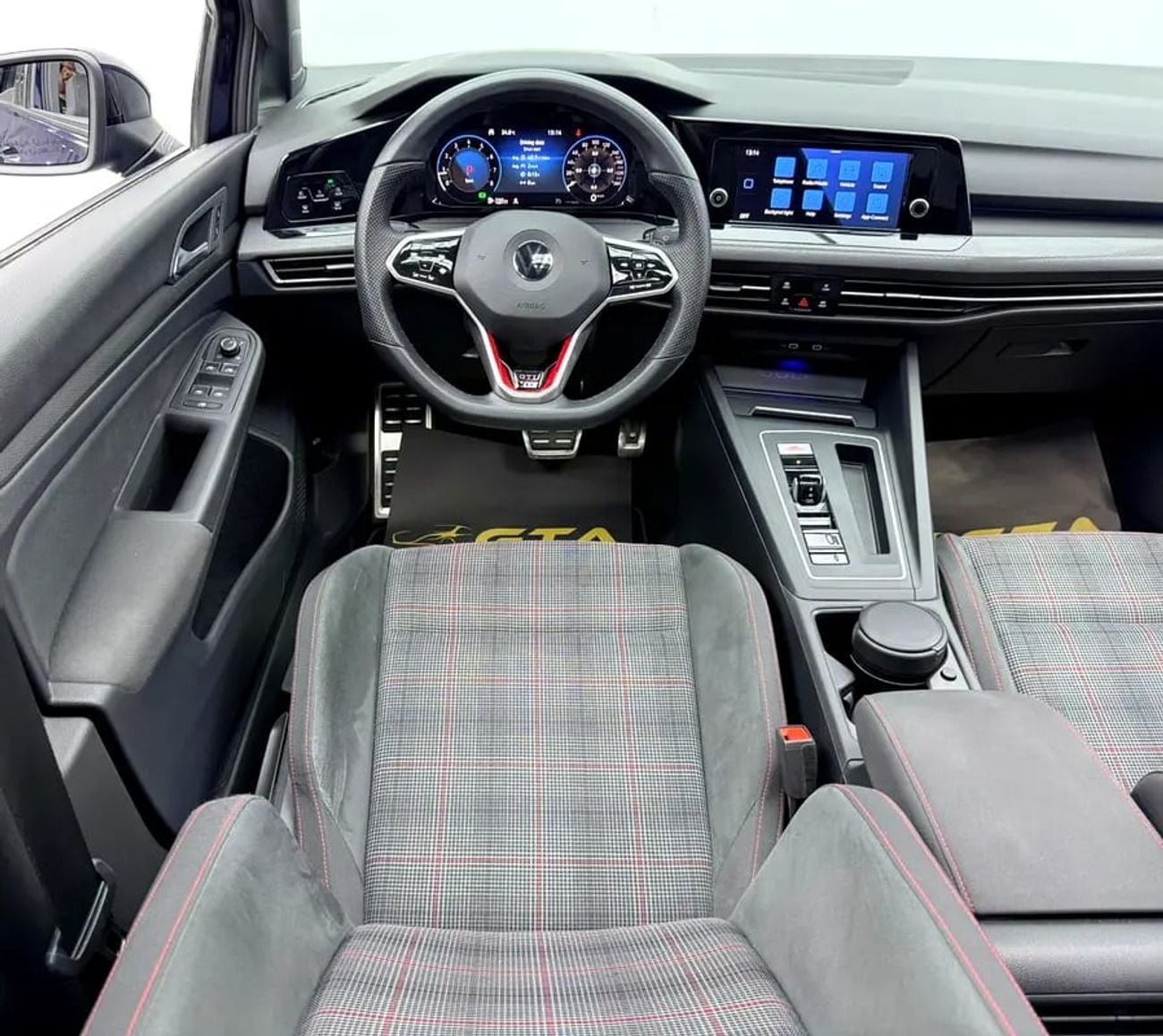 Volkswagen Golf Warranty, Full VW Service History, Excellent Condition, GCC