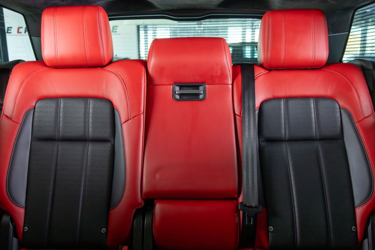 Land Rover Range Rover Sport GCC-Low Mileage-High Gloss Black Rims-Rear Seat Entertainment